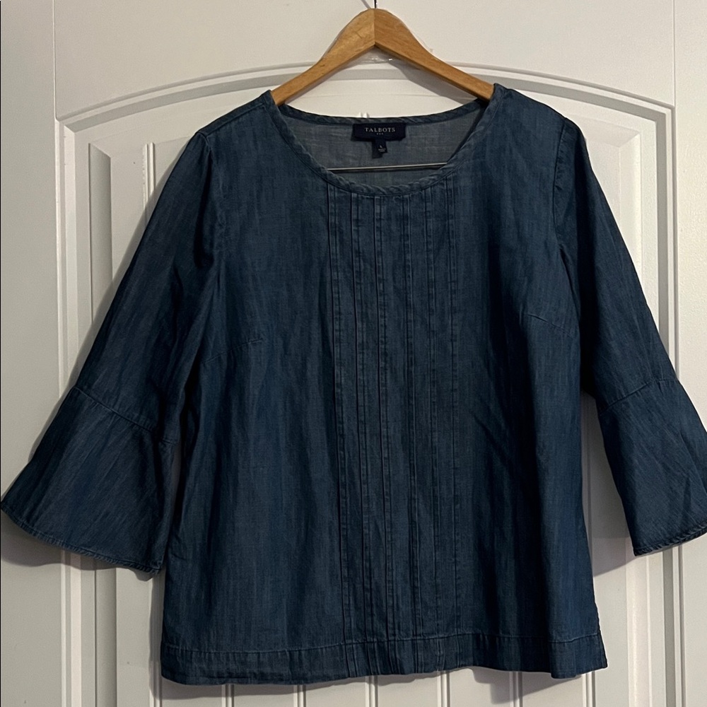 Talbots  Denim Blouse Size Large